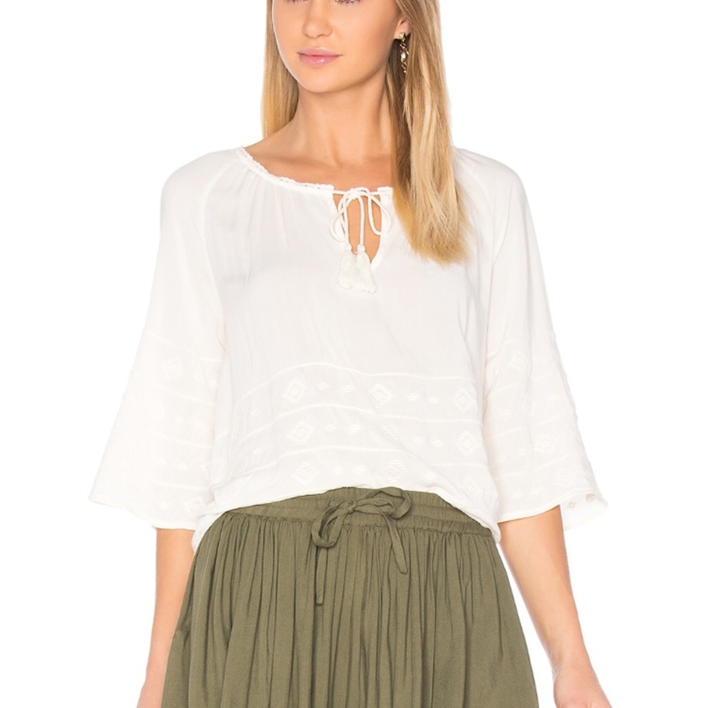 BB DAKOTA WHITE TOP